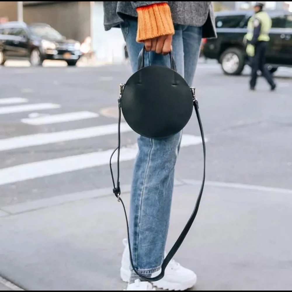 NWOT Urban Outfitters Circle Crossbody Bag